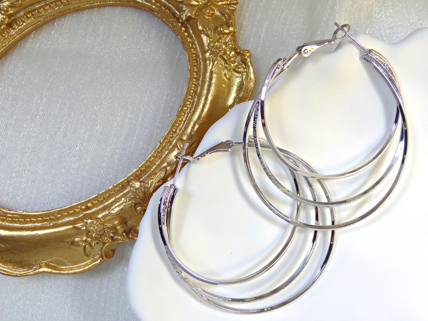 The Ear-ring
