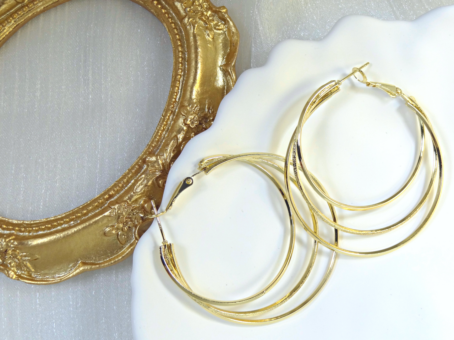The Ear-ring